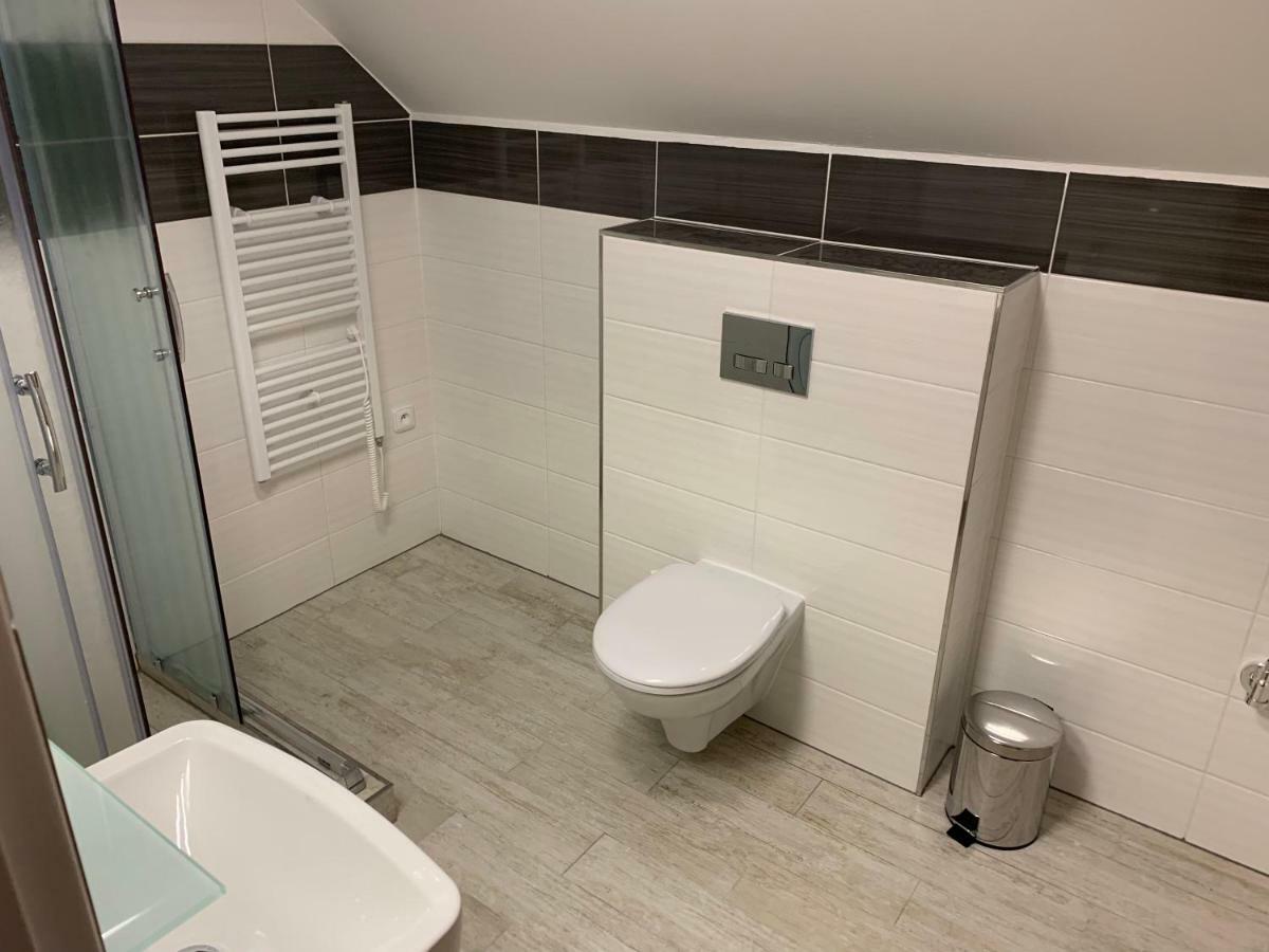 Mikulov Inn - Apartments Slunce Eksteriør billede