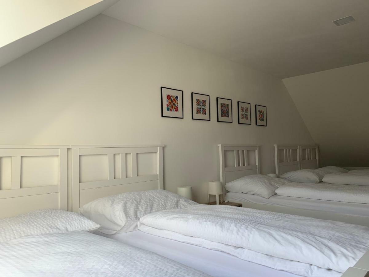 Mikulov Inn - Apartments Slunce Eksteriør billede