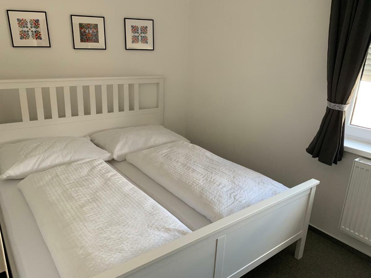 Mikulov Inn - Apartments Slunce Eksteriør billede