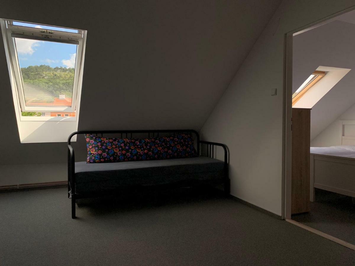 Mikulov Inn - Apartments Slunce Eksteriør billede